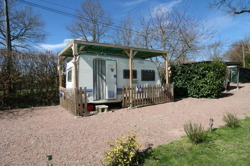 Vrijstaand Huis In Thil Sur Arroux エクステリア 写真